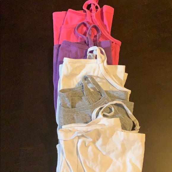 Tank tops - Picture 1 of 6